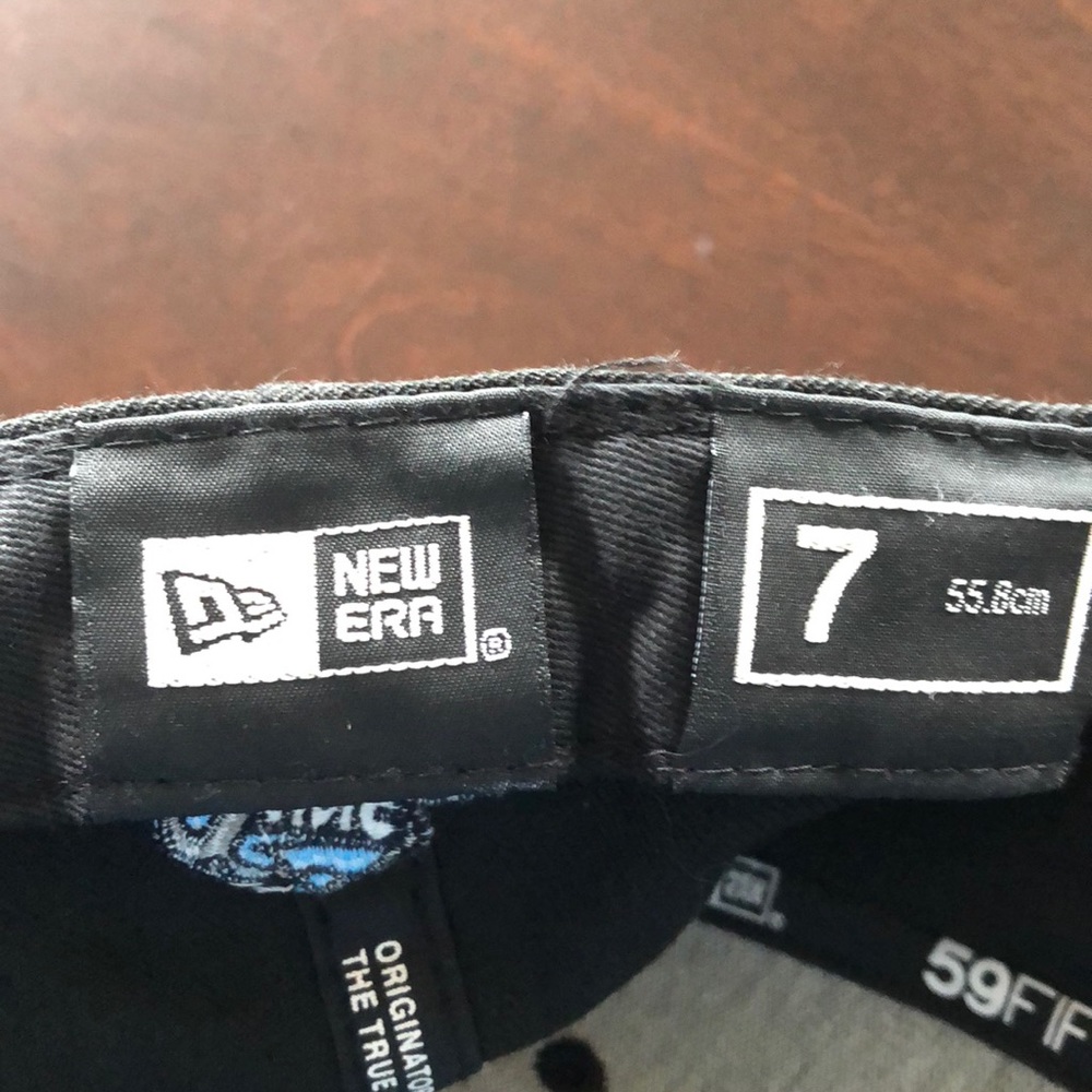 Hat 🧢 - Picture 5 of 8